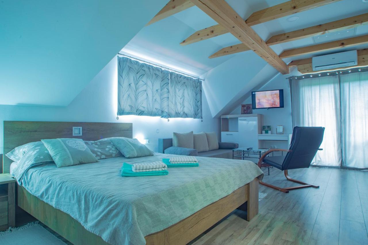 Studio Apartment Karlo Дрежник Град Экстерьер фото